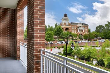 Hotelli Courtyard By Marriott Atlanta Duluth Downtown