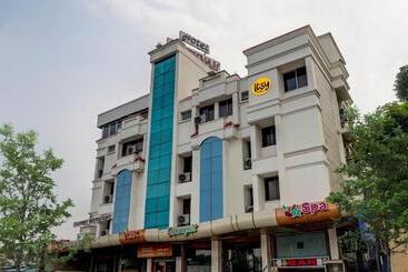 Hotel Itsy By Treebo   Coastal Grand Sathyam