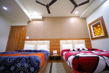 هتل Royal Phoenix