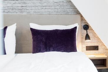 Maakt Hotel & Apartments