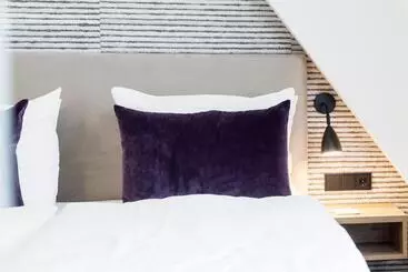 Maakt Hotel & Apartments