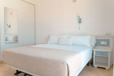 ホテル Rosamar Ibiza