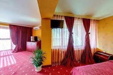 Отель Troyan Plaza