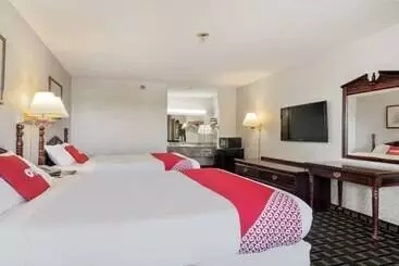 Hotel Lonestar Inn And Suites By Oyo  Erick, Ok