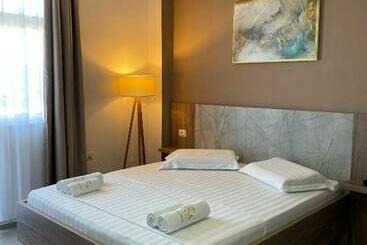 فندق Arda Velipoje