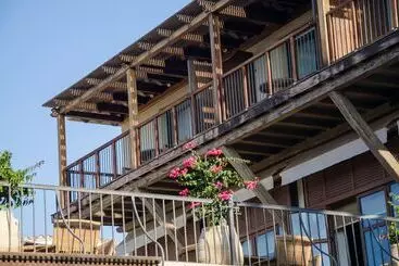 Columbia Beach Resort