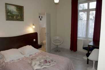 Отель Acacias Apparts