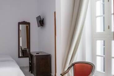 Отель Tugasa Casa Palacio Medina Sidonia