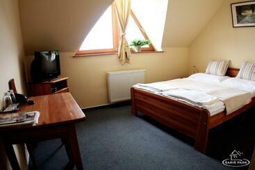 ホテル Wellness Pension & Salaš šariš Park