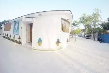پانسیون Wavoe Inn