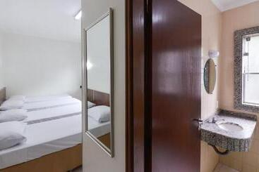 Araucaria Hotel Business   Maringá