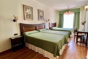 בית מלון כפרי Los Dolmenes