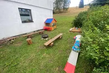 ペンション Horský Penzion A Bistro čepice