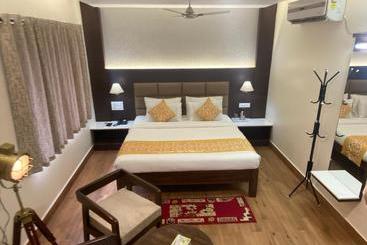 Hotel Le Shiv Executive Suite