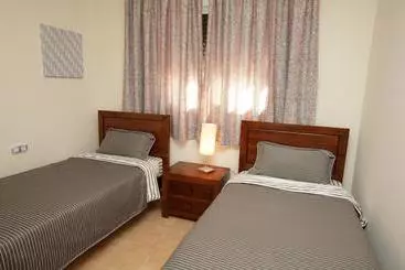 Apartamentos Turisticos Aguilas De Los Collados