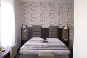 ホテル Arverna Vichy   Clt