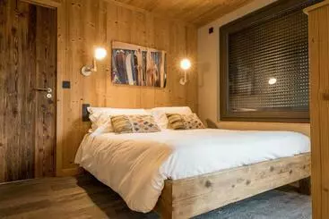 فندق Les Cabanes De La Maison Rouge