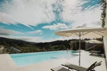 Atmos Hotel Boutique