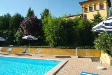 田舎風ホテル Agriturismo Il Casale della Staffa