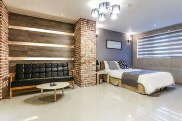 Hotel Donghae Picaso