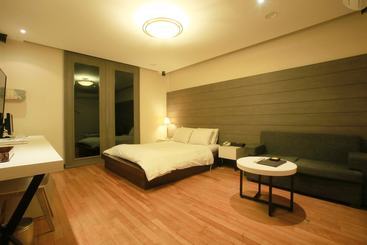 Отель Nowon Luxe