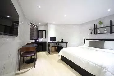 Motel Busan Yeonsandong 17th