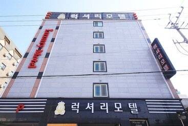 Motel Gwangju Hanam Luxury