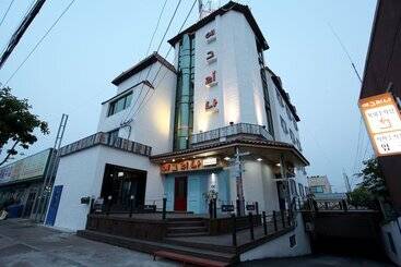 Motel Nonsan Yegrina