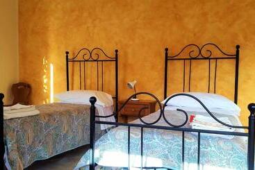 تختخواب و صبحانه Delle Rose