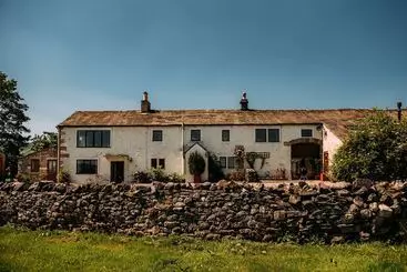 Cabane Laythams Holiday Lets Retreat