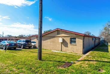 فندق على الطريق Oyo Hotel Beeville -us 181