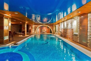 Old Estate Hotel & Spa