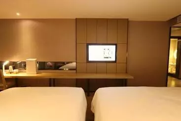 Lavande Hotel Foshan Yiwu Commodities City