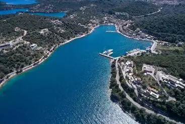استراحتگاه Azur Retreat