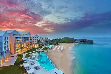 هتل The Residences At The St Regis Bermuda