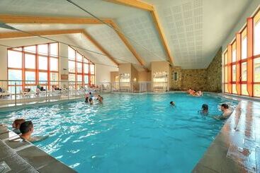 اقامتگاه Résidence Prestige Odalys Rochebrune Les Cimes