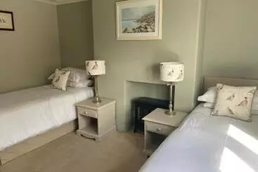 Bed and Breakfast Burleigh House B And B