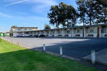 Casey On Princes Motel