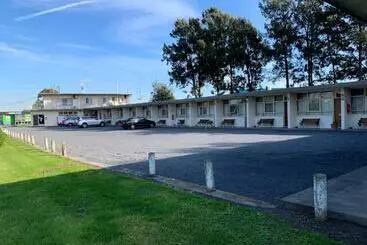 Casey On Princes Motel