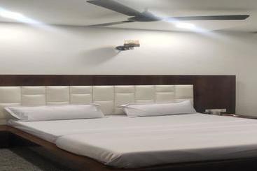 Отель Oyo 80666  Blue Stone