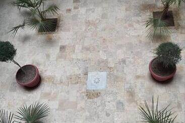 בית מלון כפרי Al Malik Boutique