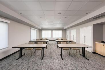 Hotelli Towneplace Suites By Marriott West Kelowna