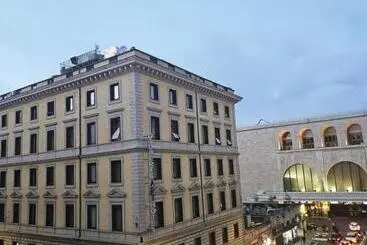 בית מלון כפרי Max