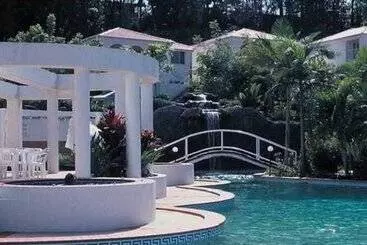 호텔 Royal Woods Resort