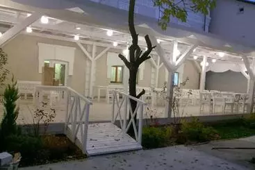 Hotel арт готель династія