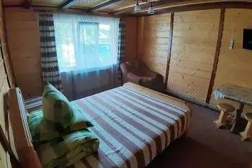 Majatalo садиба у туза