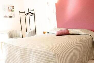 פנסיון La Ferme De La Chassagne