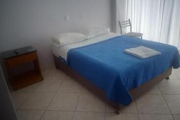 בית מלון כפרי Regency Plaza