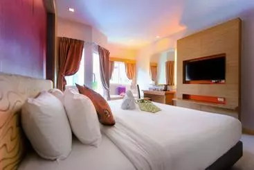 ホテル Andatel Grandé Patong Phuket