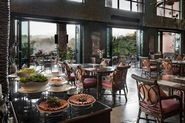 בית מלון כפרי Katiliya Mountain Resort And Spa